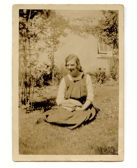 Lorna Britton at Broadland House, Launceston, 1923.