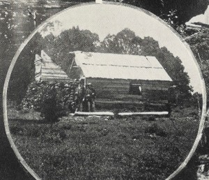 Hut in the Vale of Belvoir. AW Lord photo from the Weekly Courier, 20 July 1922, p.22.